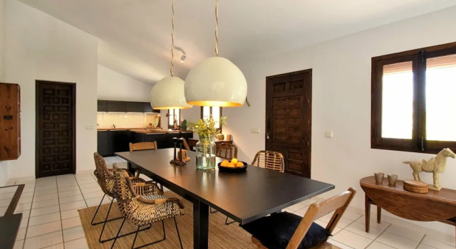 Villa a Sayalonga Vicino al Mare