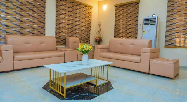 Вилла с 6 комнатами с балконом Premium Six-Bedroom Villa at East Legon Near Accra Airport