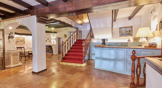 Petit Hotel Restaurante Ses Rotges - Adults Only