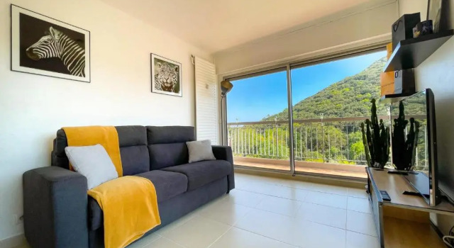 Апартаменты Beautiful apartment with private pool and balcony!