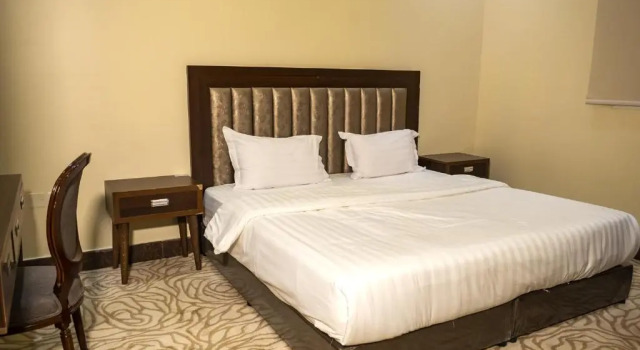Quiet Room 7 By Quiet Rooms, Buchen Sie Hotel Provinz Riad Provinz Riad