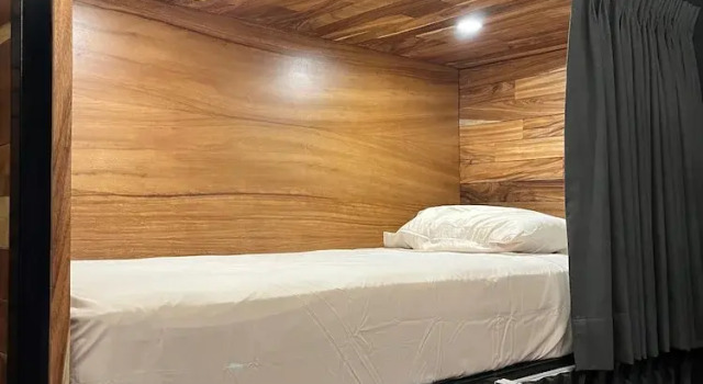 Кровать в общем номере Homestal California Hostal en Tlaquepaque