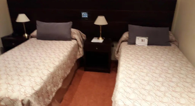 Grand Hotel Libertad, Rezervovat Hotel Nueve de Julio Buenos Aires