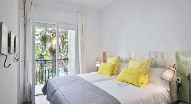 Sitges Group Beach Dreams, Забронировать Апарт-отель Апарт-отели Ситжес, рядом с Церковь Св. Варфоломея и Св. Текли, Апарт-отель