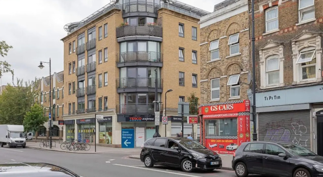 Amazing 2 Bed Apt W/balcony nr Stoke Newington