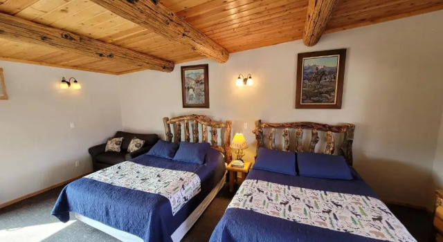 Семейный номер Deluxe Yellowstone Valley Inn