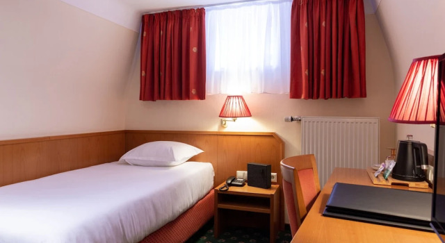 Standardowy pokój Hotel Carlton