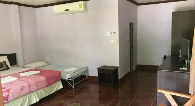 Cashew Nut Bungalows, Забронировать Отель Отели провинции Краби с парковкой, рядом с Ao Nang Krabi Boxing Stadium, Парковка
