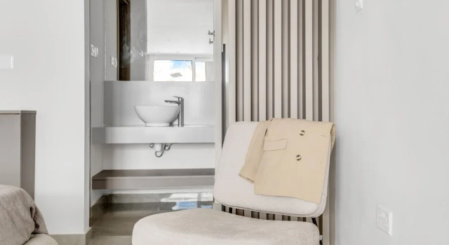 "sanders Crystal - Cool 2-bdr. Apt. w/ Terrace", Prenota Hotel Larnaka Larnaca Region