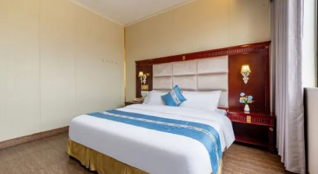 Люкс Deluxe Hui Dong Minglong Hotel