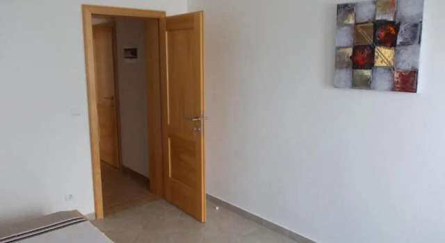 Апартаменты c 1 комнатой с балконом и с видом на море Apartments Sutorina