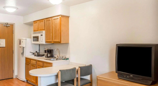 Четырёхместный люкс Birch Hill Suites Dayton-WP AFB
