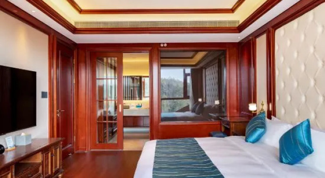 Люкс Deluxe Huangshan Wuji Snow Mineral Water Holiday Hotel