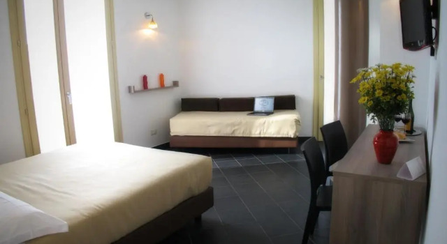 Полулюкс 6 Porte Guesthouse