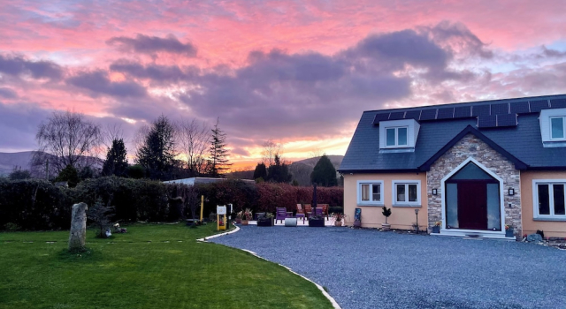 Вилла Luxury Mon Petit Cottage - B&B and Guest House in Bunclody