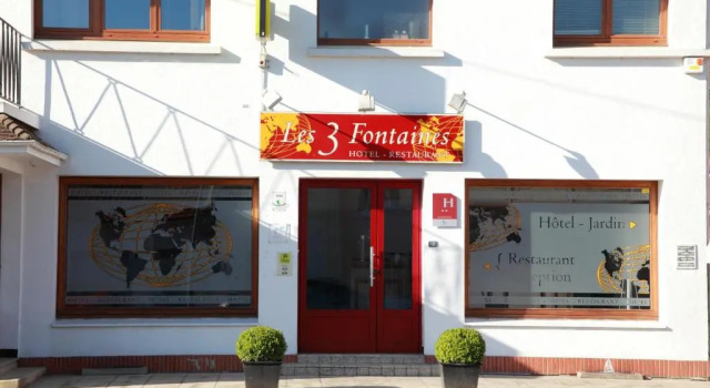 Logis - Hôtel & restaurant Les Trois Fontaines, Забронировать Отель Отели Па-де-Кале с завтраком, Завтраки