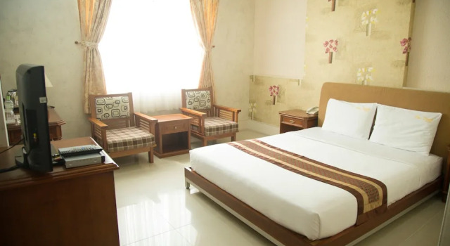 Golden Plus Hotel, Забронировать Отель Район 7 Хошимин, рядом с Crescent Mall