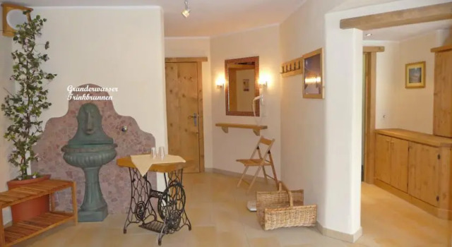 Landhaus Weisl, Prenota Casa vacanze Hotel a Tirolo con parcheggio, Parcheggio