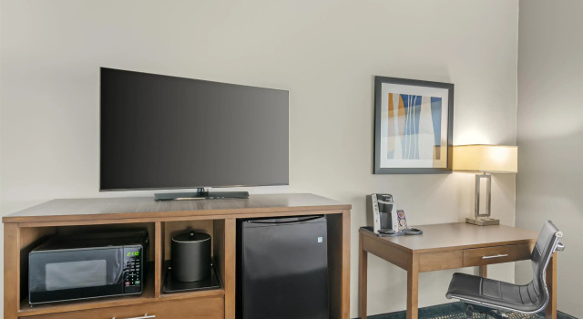 Четырёхместный номер Standard Best Western Plus Washington Hotel