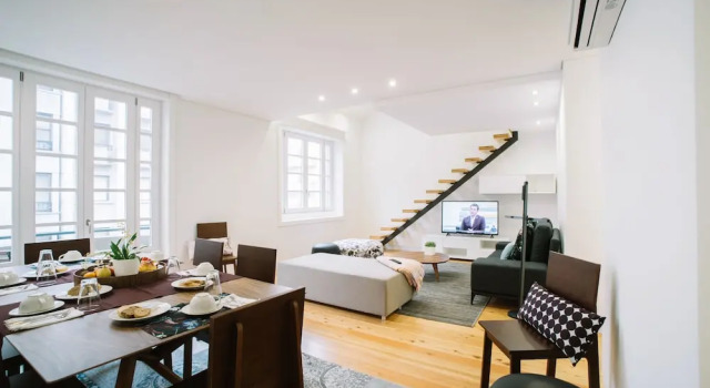 Апартаменты Deluxe DAutor Apartments Sá da Bandeira