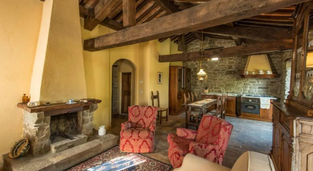 Borgo Pietra Antica, Varaa Hotelli Città di Castello Umbria