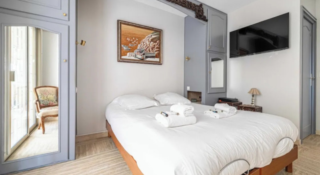 Apt With A/C and Balcony - 1bdr/4p - Cannes/ Beach, Забронировать Апартаменты/квартира Отели Канн с парковкой, рядом с La Californie, Парковка