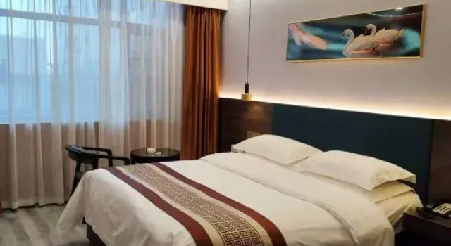 Номер Deluxe Rising Dragon International Hotel