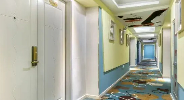 Corner Love Theme Hotel, Prenota Hotel Hotel a Dongyang con parcheggio, Parcheggio