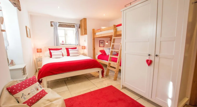Stables Georgeham 2 Bedrooms Sleeps 6 Dogs Welcome