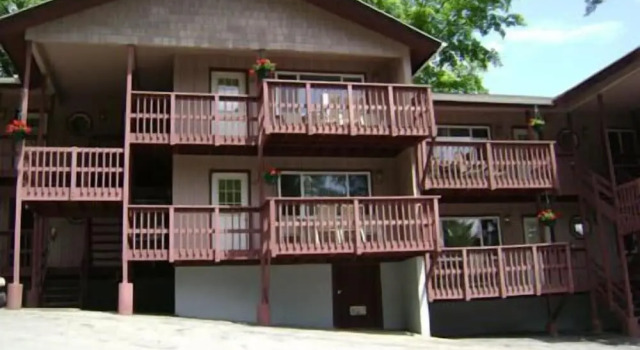 Boulders Resort, Book Ferieresort Lake George 