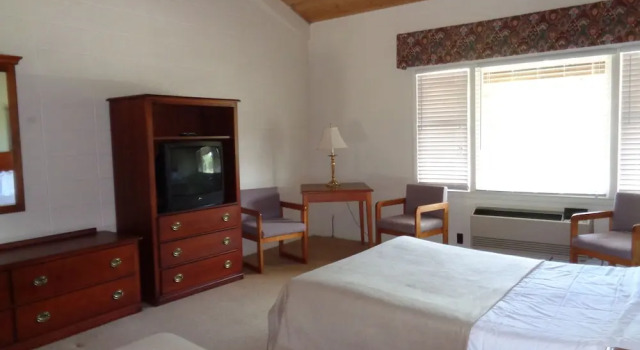 Номер Standard High Meadows Inn