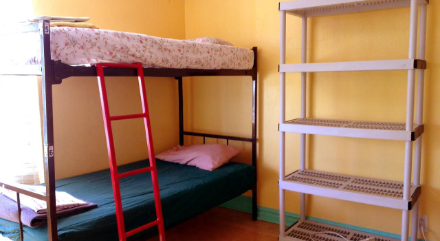 Кровать в общем номере The Only Backpackers Inn