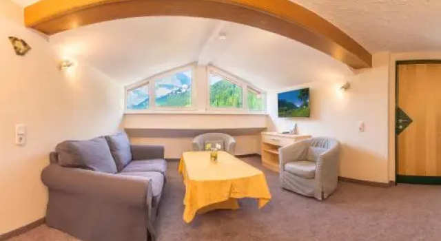 Pension Tina, Rezervovat Hotel Hotely v Tyrolsko s parkováním, Parkování