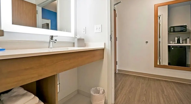 Номер Standard Holiday Inn Express - Jacksonville South Bartram Prk by IHG