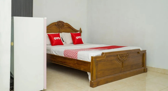 Номер Deluxe RedDoorz at Hotel Grand Yuda Tenggarong