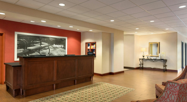 Hampton Inn & Suites Prattville, Book Hotel Hoteller i Prattville med parkering, Parkering