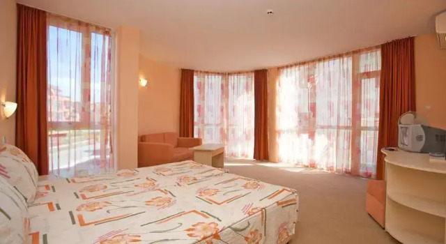 Copacabana Hotel, Забронировать Отель Отели области Бургас с бассейном, Бассейн