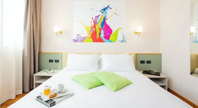 Двухместный номер Standard с видом на город AN Hotel Milano San Donato