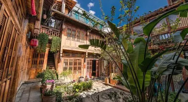 Bobojia homestay, Prenota Hotel Hotel a Lijiang con parcheggio, Parcheggio