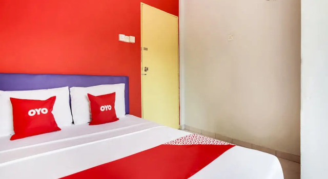 Номер Economy OYO 89615 T Family Hotel