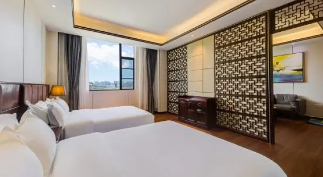 Люкс Yinhua Business Hotel (Zhuhai International Convention Center)