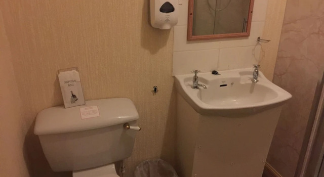 Трёхместный номер Standard Belgrave Arms Hotel