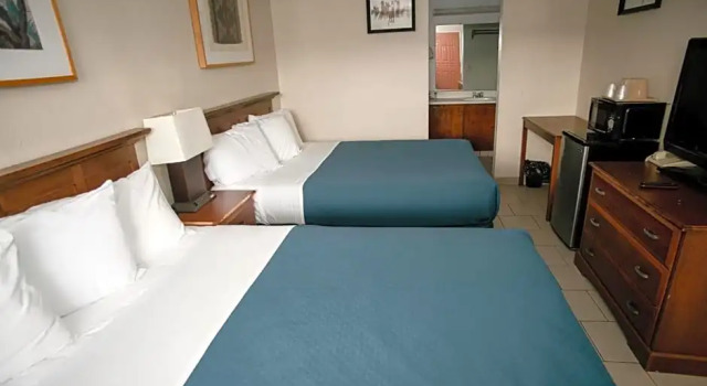 Номер Standard Pacific Inn