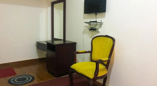 American Star Hotel, Забронировать Отель Нувара-Элия 