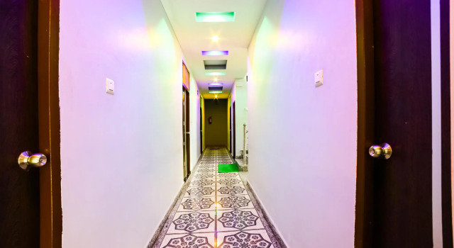 Capital O 63475 Hotel Vinayak
