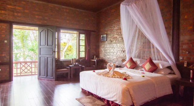 Riverside @ Hsipaw Resort, Book Resort Hotels in Shan State with Breakfast, Breakfasts