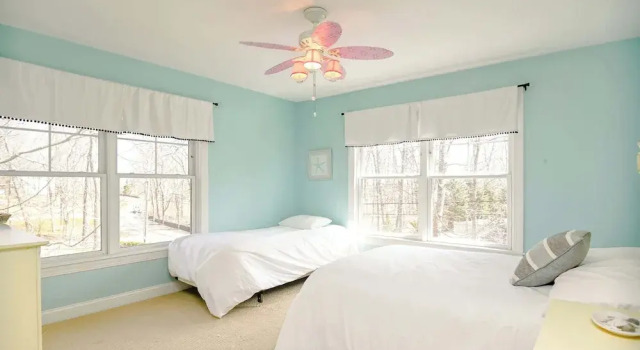 Stunning 5 Bdr, Walk to York Harbor Beach!, 预订 度假屋 约克海滩 缅因州