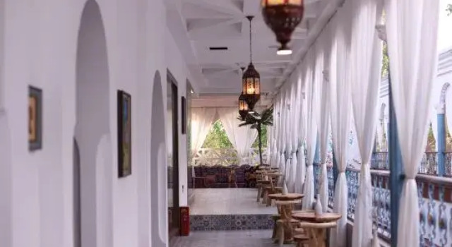 Gulja Hanxiang Residence, Prenota Hotel Hotel a Xinjiang con parcheggio, Parcheggio