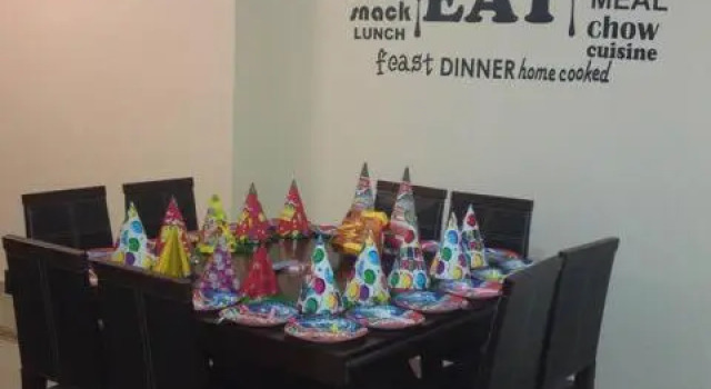 شقه 140 م موقع وفرش متميز جدا سكن راقي بالمندره, Rezervasyon Otel İskenderiye Mısır, Montazah Beach yakınında