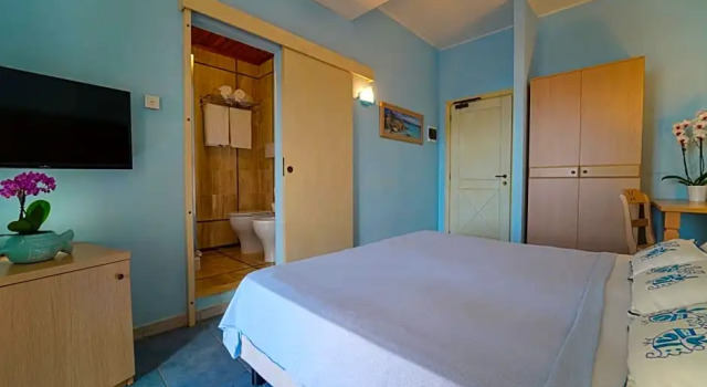 Трёхместный номер Standard Cala Della Torre Resort